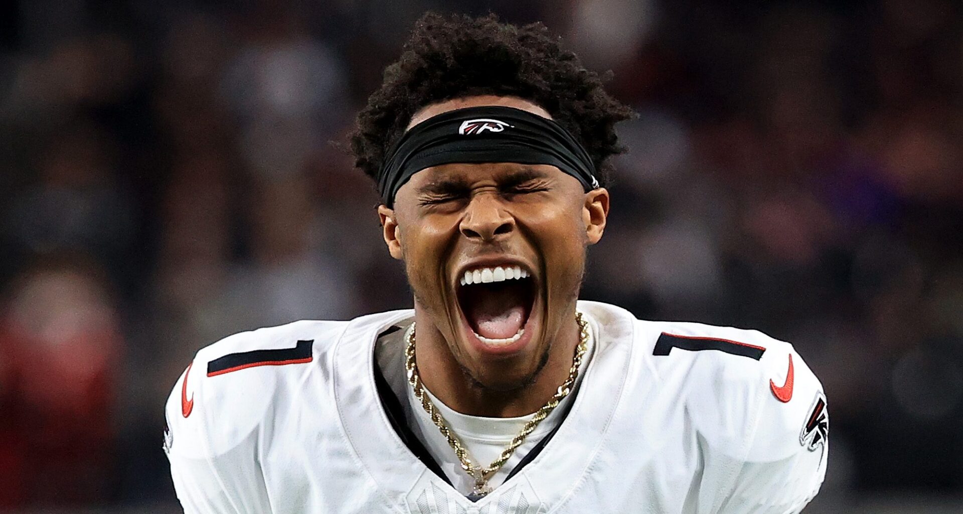 Giants' Darnell Mooney Snubbed NFC East Rival to Sign With NY