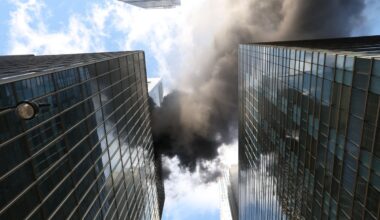NYC fire crews rush to Midtown high-rise near start of St. Patrick’s Day parade after fire breaks out on roof