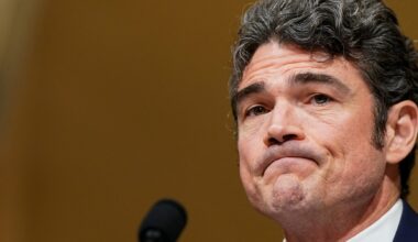 Top US security official quits, says Iran did not pose immediate threat