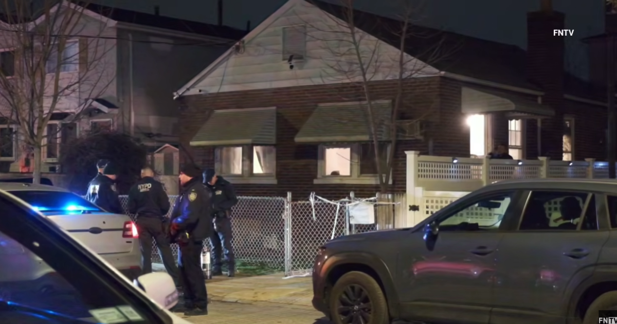 NYPD probes failed Molotov cocktail attack on Staten Island home