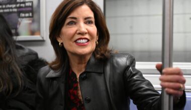 NY’s transit unions are at war with Gov. Kathy Hochul