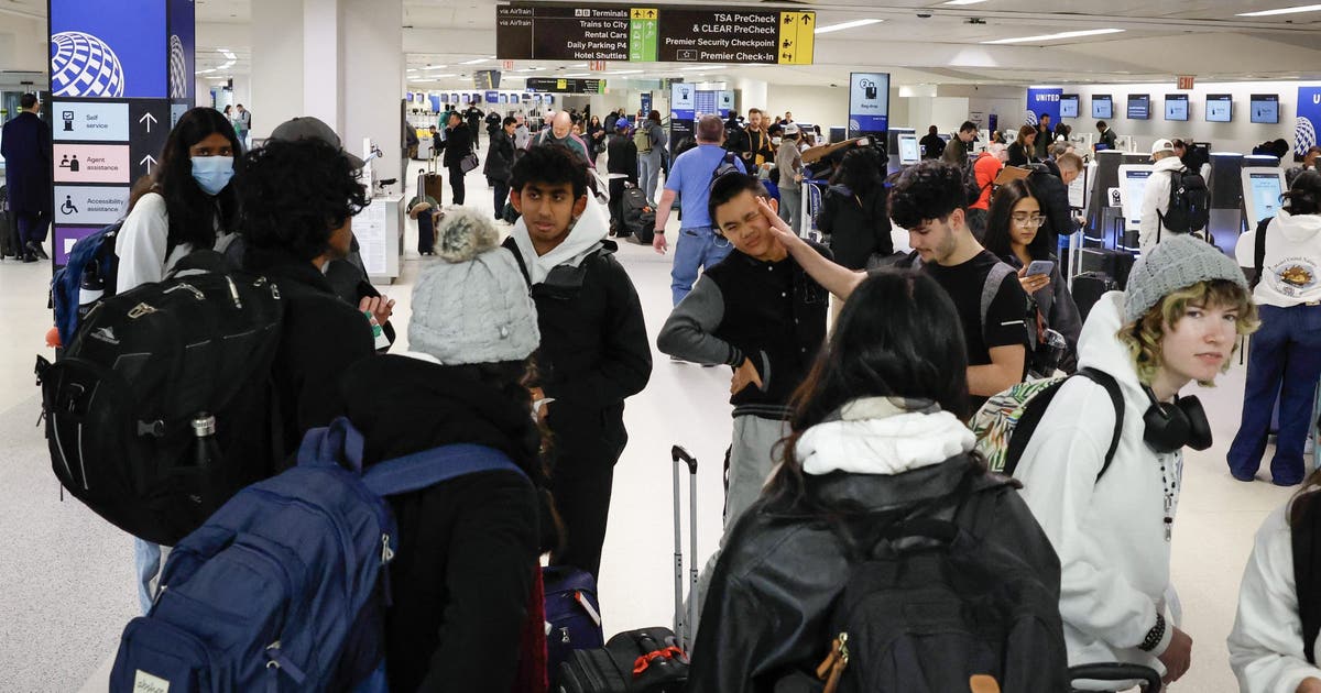 Newark airport ground stop due to 'volume,' has been lifted FAA reports