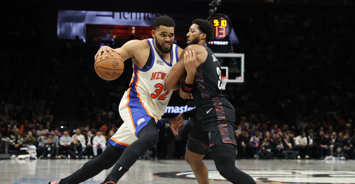 Brooklyn Nets fight New York Knicks like hell, but lose 93-92