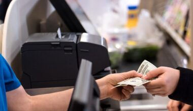 Got cash? Stores now required to accept dollar bills