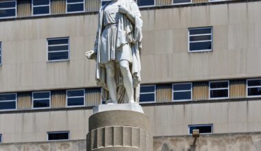 A Brooklyn murder case tests new anonymous jury law as online threats grow more common