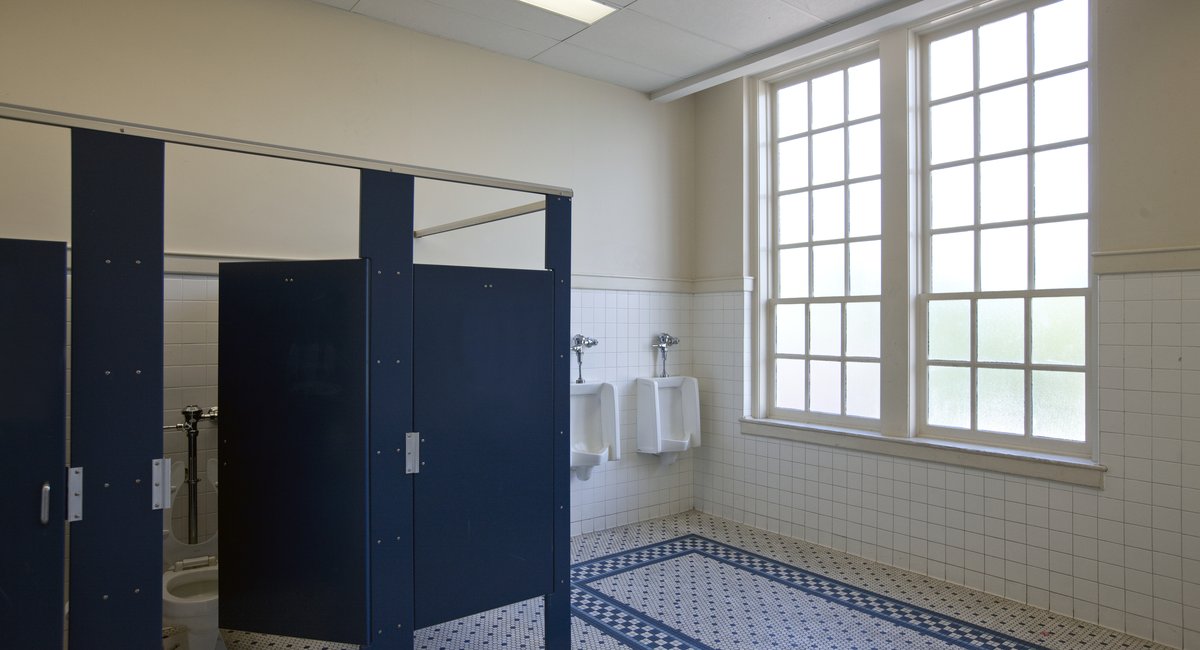 New digital hall passes track bathroom breaks, gather data in NYC schools