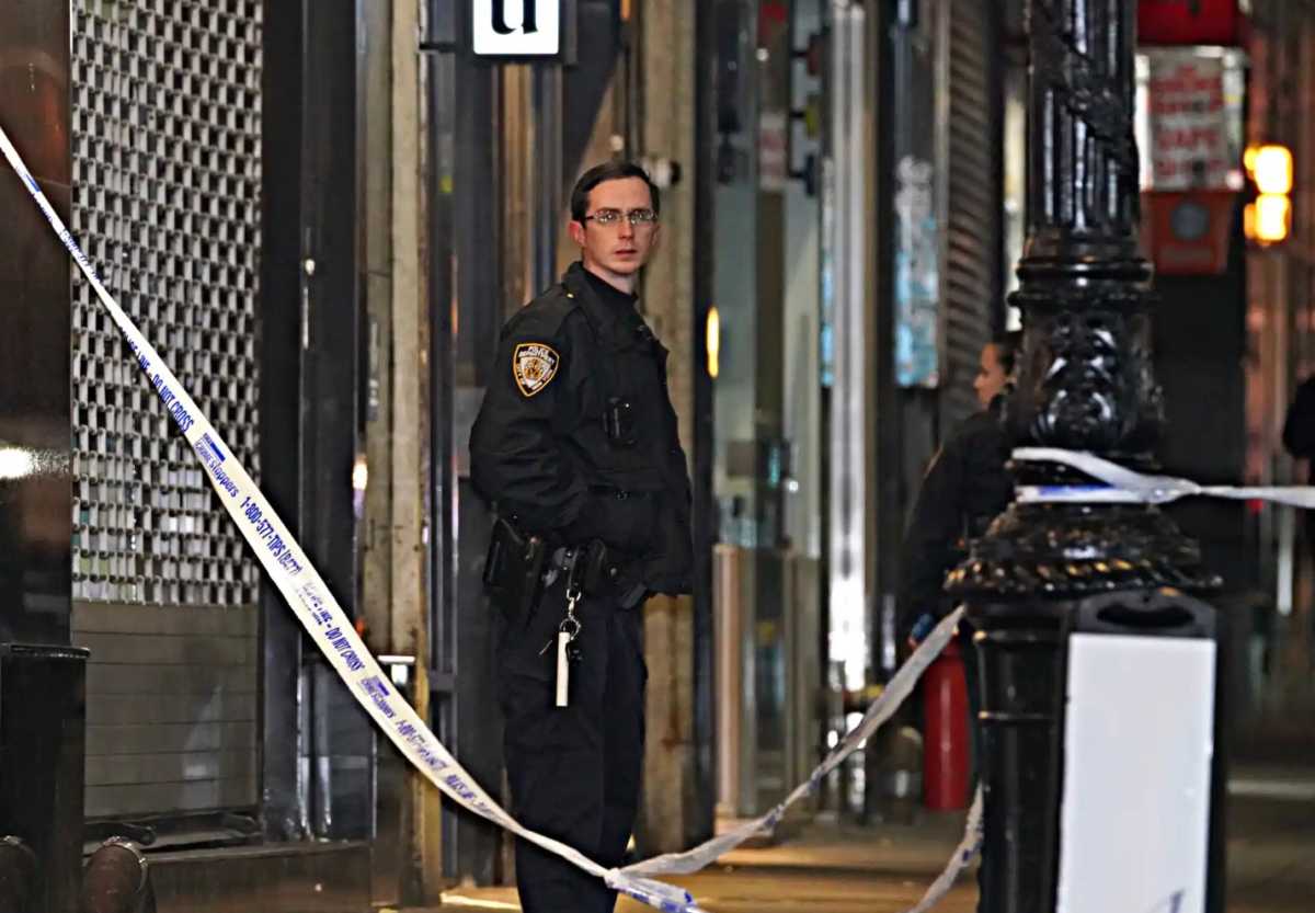 police at crime scene in Queens