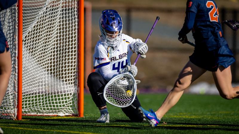 Women’s Lacrosse Battles in loss to #5 Syracuse