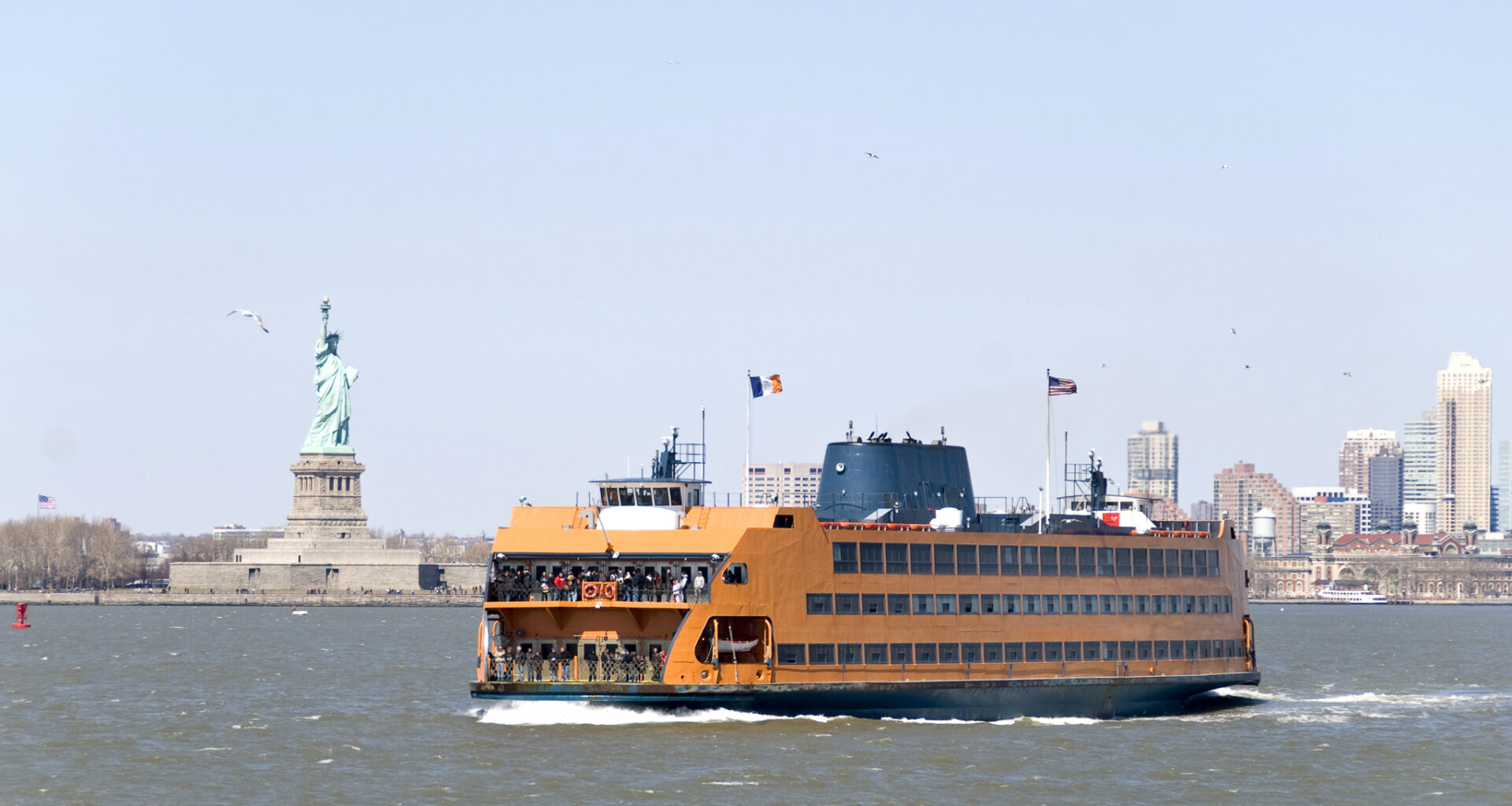 Staten Island Ferry Resumes Alcoholic Beverage Service This Friday