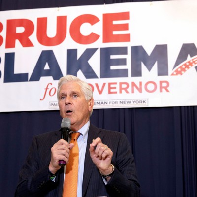 Internal GOP poll shows Blakeman just 9 points behind Hochul