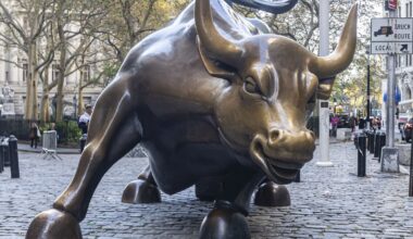 Wall Street bonuses hit record high as NY lawmakers debate raising taxes on the rich