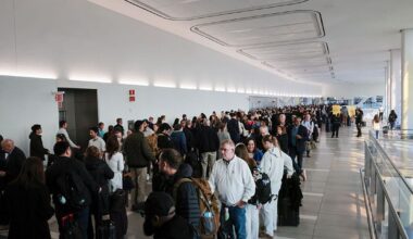 See LGA wait times for Friday, March 27