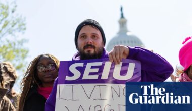 $30 an hour by 2030: new pushes to increase minimum wage in New York and California | Minimum wage