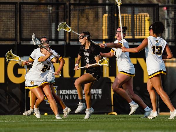 Lacrosse Falls at Queens on Saturday