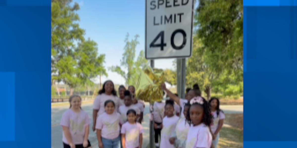 Future Queens celebrate adopted street in Lowndes County