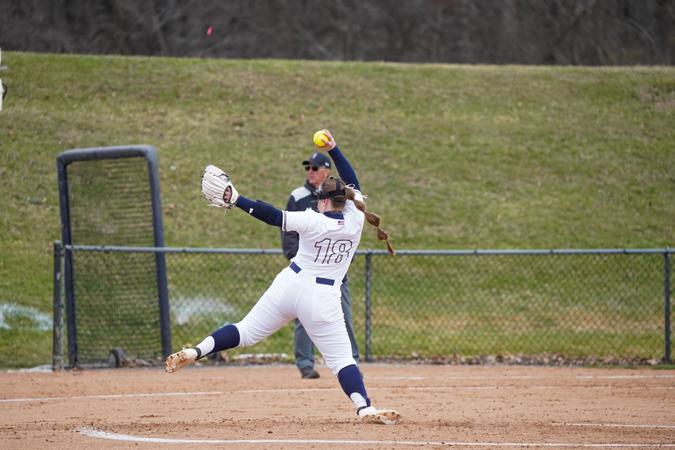 Mount Softball Sweeps Manhattan to Move Over .500 in MAAC Play