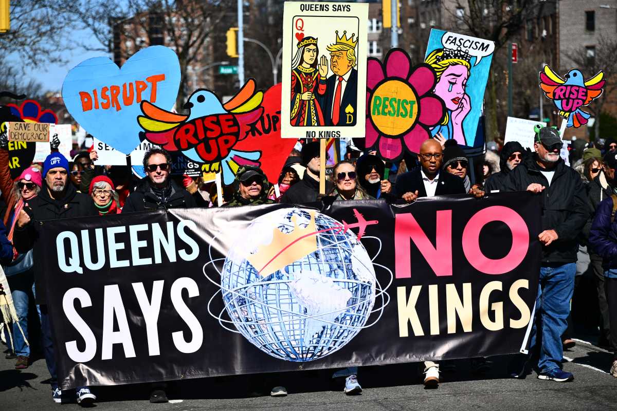 Over 1,000 turn out for Forest Hills protest – QNS