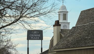 The Desmond, Colonie's iconic hotel, is for sale