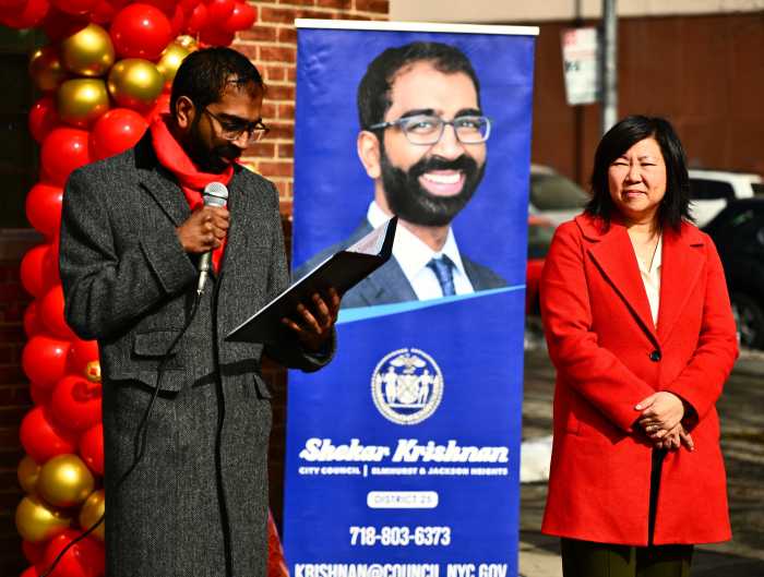Krishnan speaks at the event. Photo via Ramy Mahmoud.