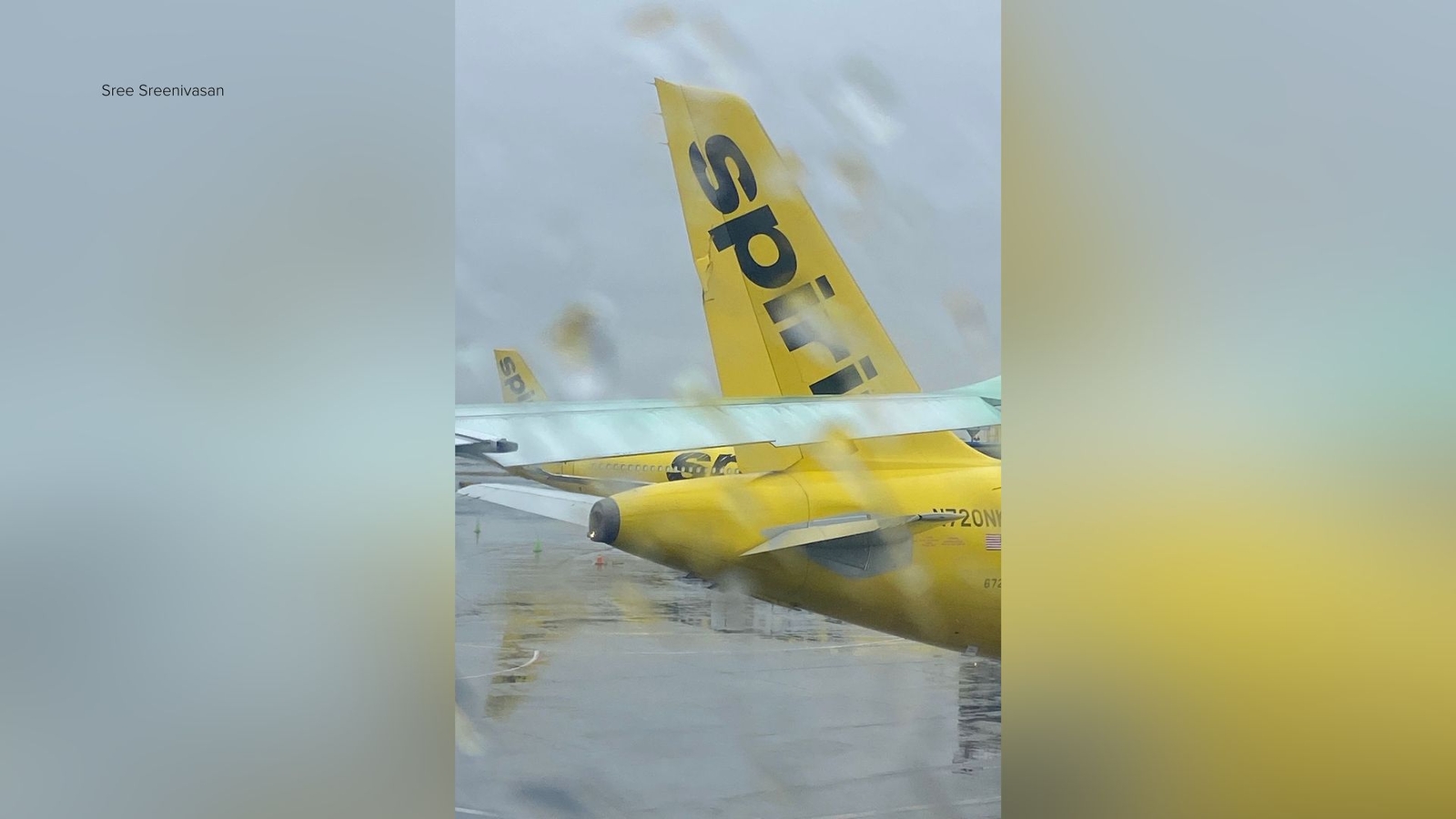 Singapore Airlines plane clips wing with Spirit flight at Newark Airport in NJ