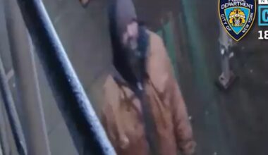 Police searching for man accused of punching two women on Upper West Side of Manhattan