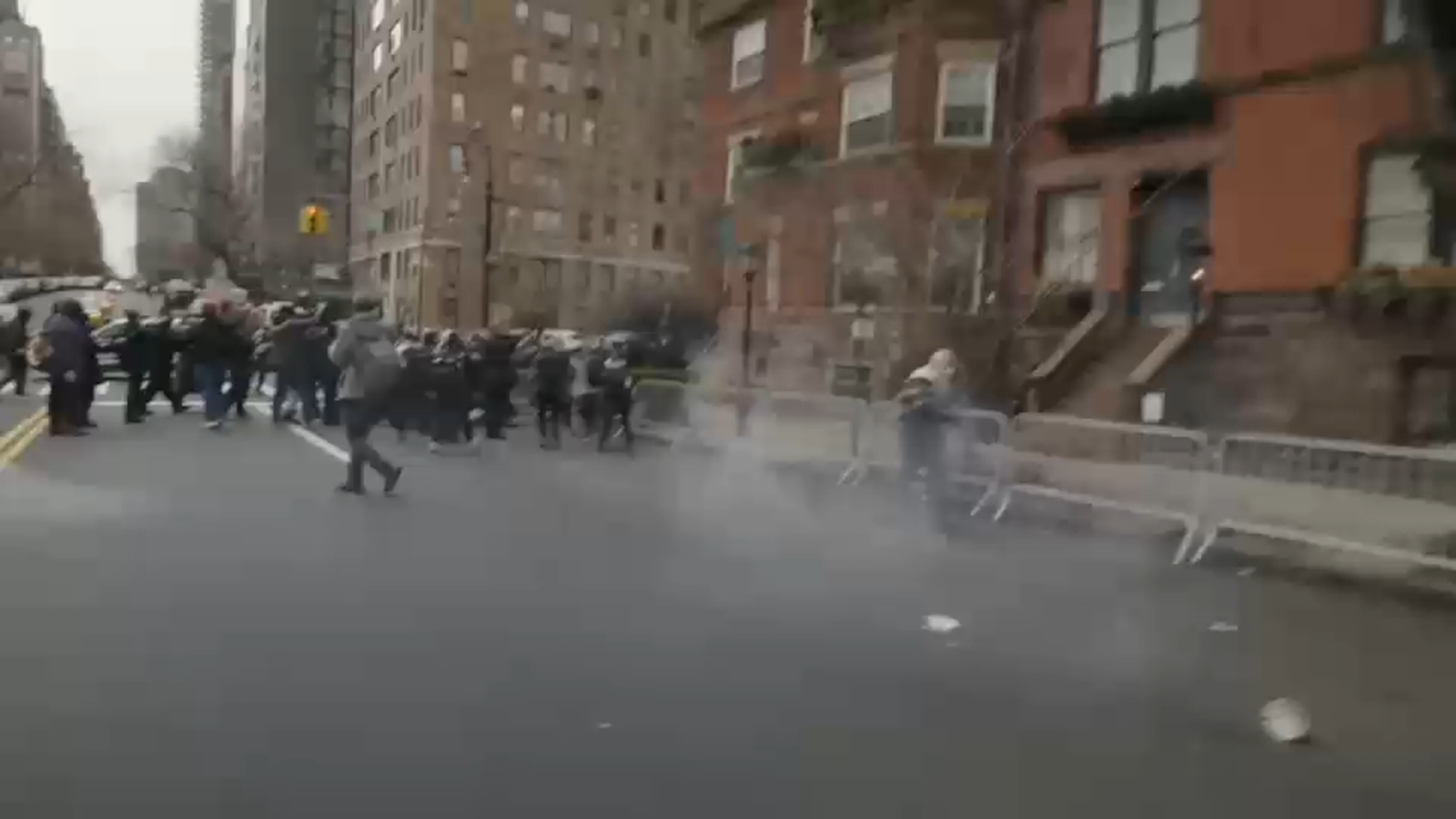 Gracie Mansion protest: 4 people arrested after smoke-generating 'suspicious device' thrown at NYC Mayor residence