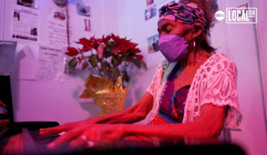 In Harlem living room, grieving mom's jazz tradition blends heart and soul