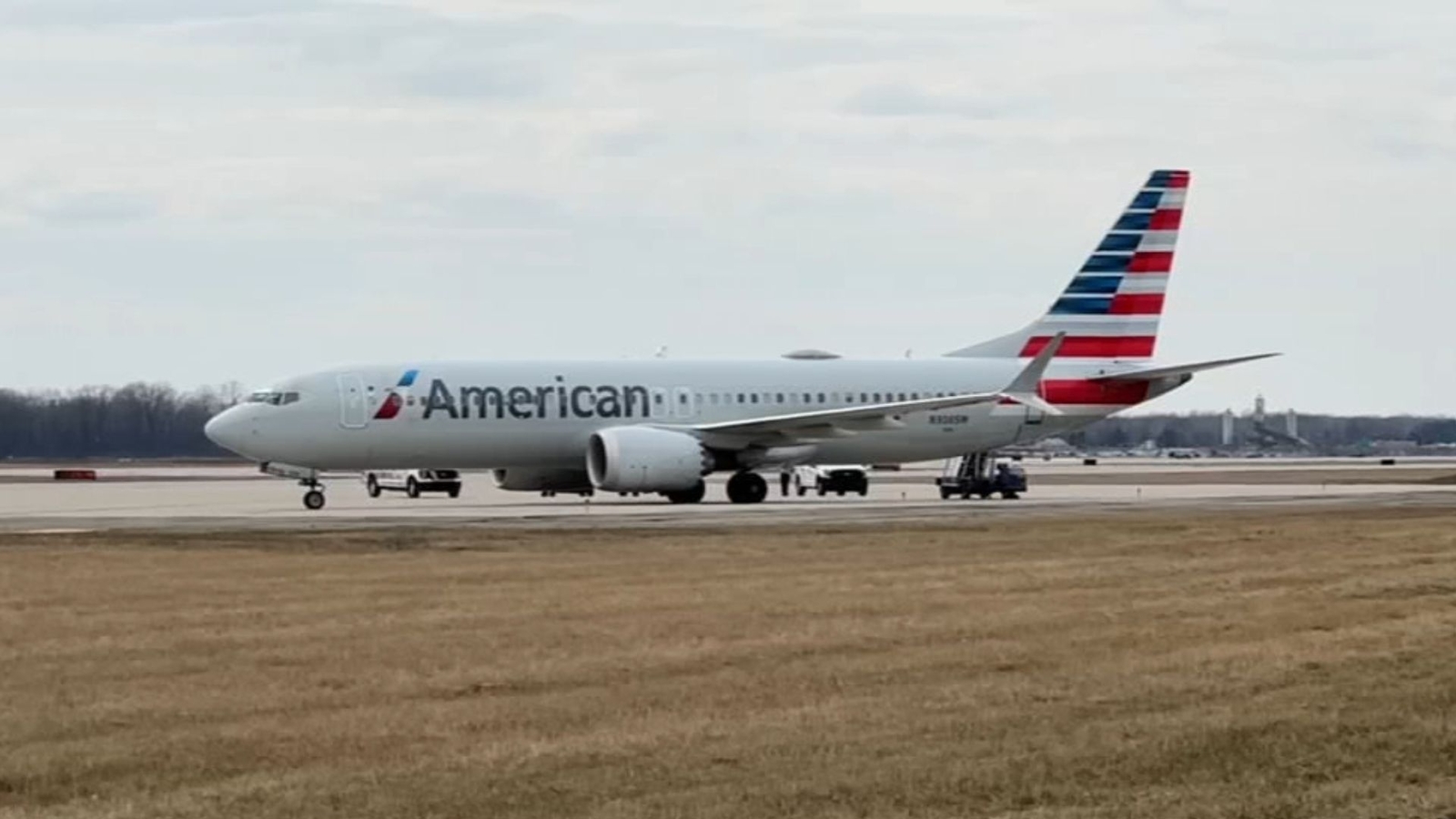 FBI responds after American Airlines flight from NYC diverted to Detroit, police say