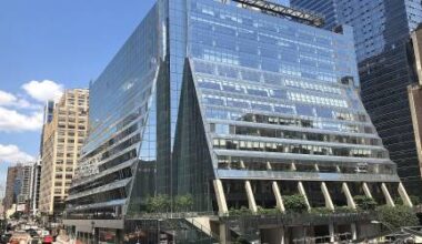 Armed Carjacker Takes Yellow Cab From Hudson Yards, Crashes on Canal St.