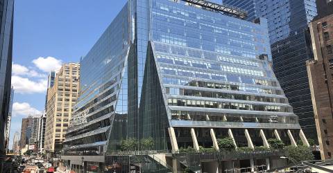 Armed Carjacker Takes Yellow Cab From Hudson Yards, Crashes on Canal St.