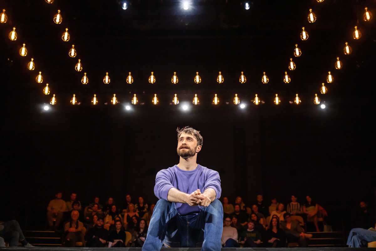 Review | Daniel Radcliffe shares the spotlight with the audience in ‘Every Brilliant Thing’