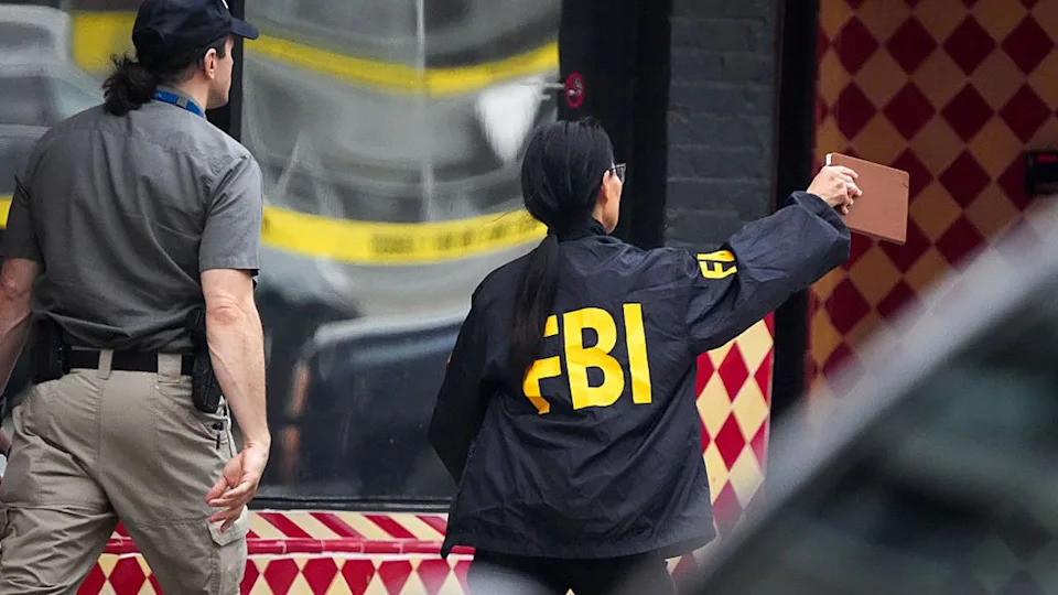 <div>AUSTIN, TEXAS - MARCH 1: FBI agents arrive at the site of a shooting at Buford's on west 6th street in Downtown Austin, Texas on Sunday, March 1, 2026. (Aaron E. Martinez/The Austin American-Statesman via Getty Images)</div>
