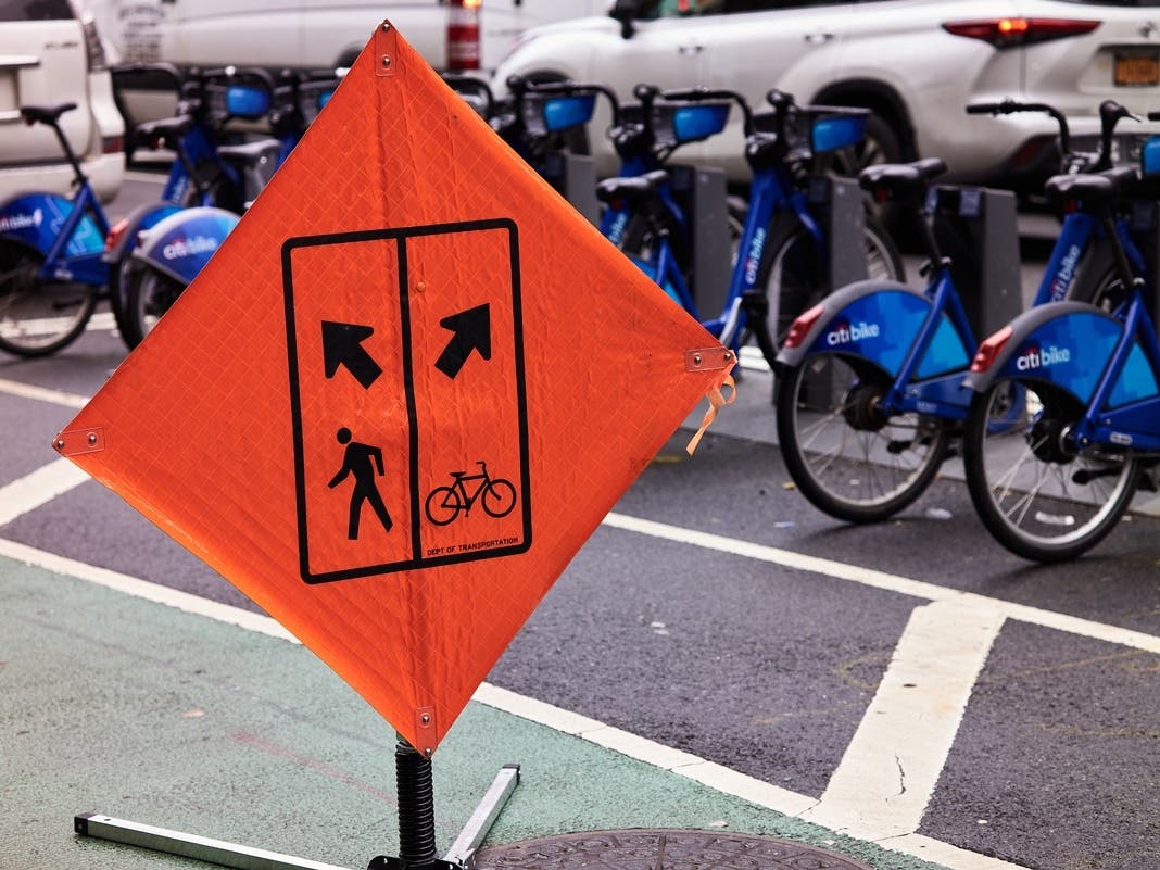 This Brooklyn Roundabout Will Gain Protected Bike Lanes