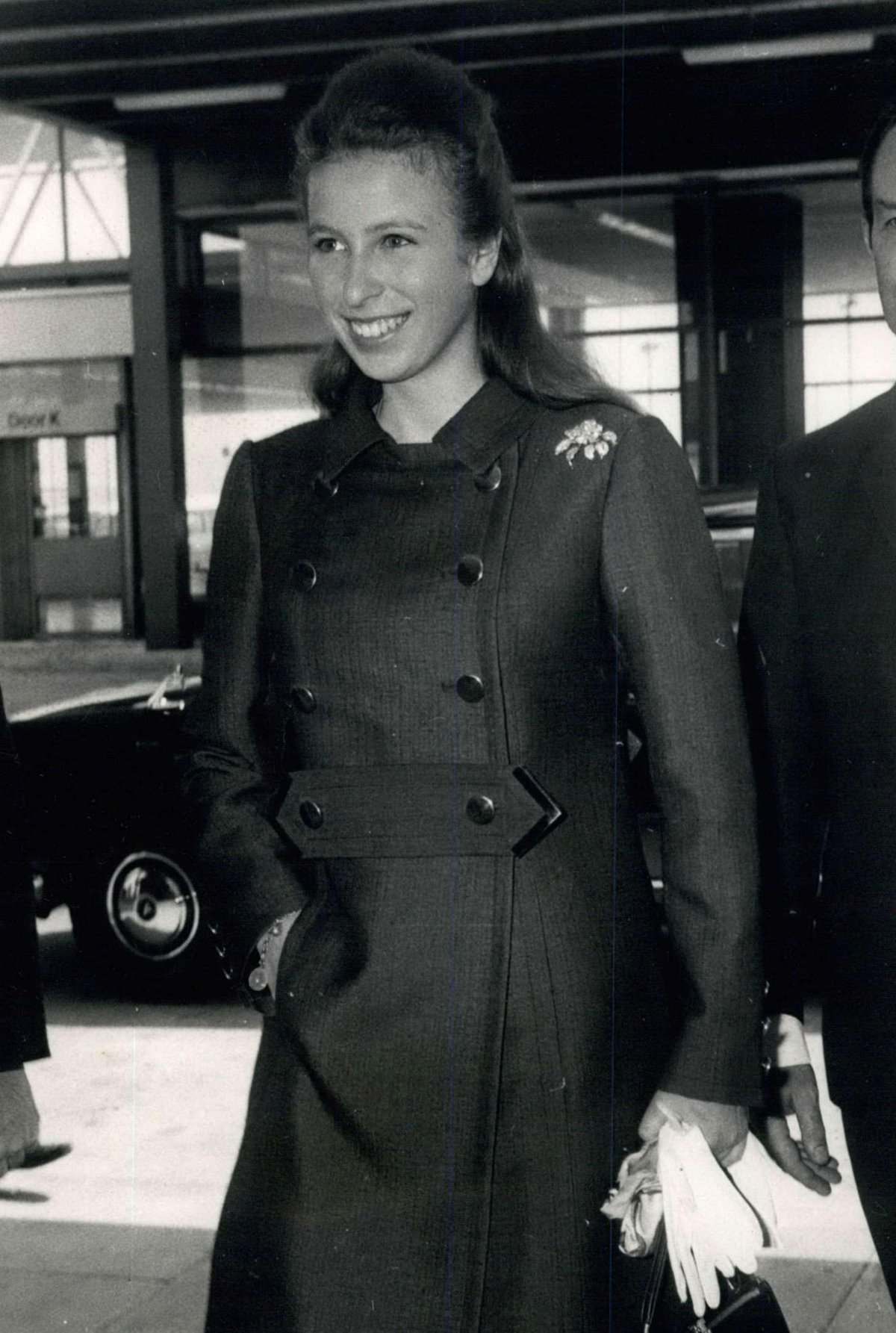 Princess Anne arrives at London Airport for a flight to Paris, where she will attend a party at the British Embassy, June 1969 (Keystone Press/Alamy)