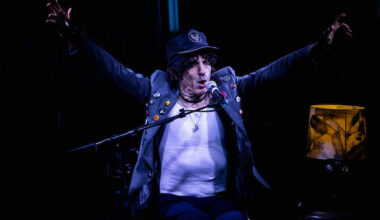 Theater Review (NYC): 'Silver Manhattan' – Jesse Malin Rocks in His Off-Broadway Debut