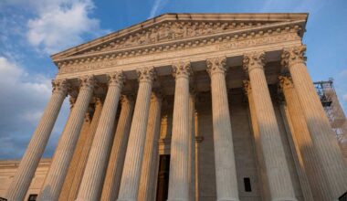 U.S. Supreme Court halts order to redraw Malliotakis’ congressional district • Brooklyn Paper