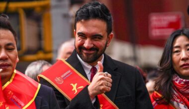 Albany Sides with Socialist Mayor