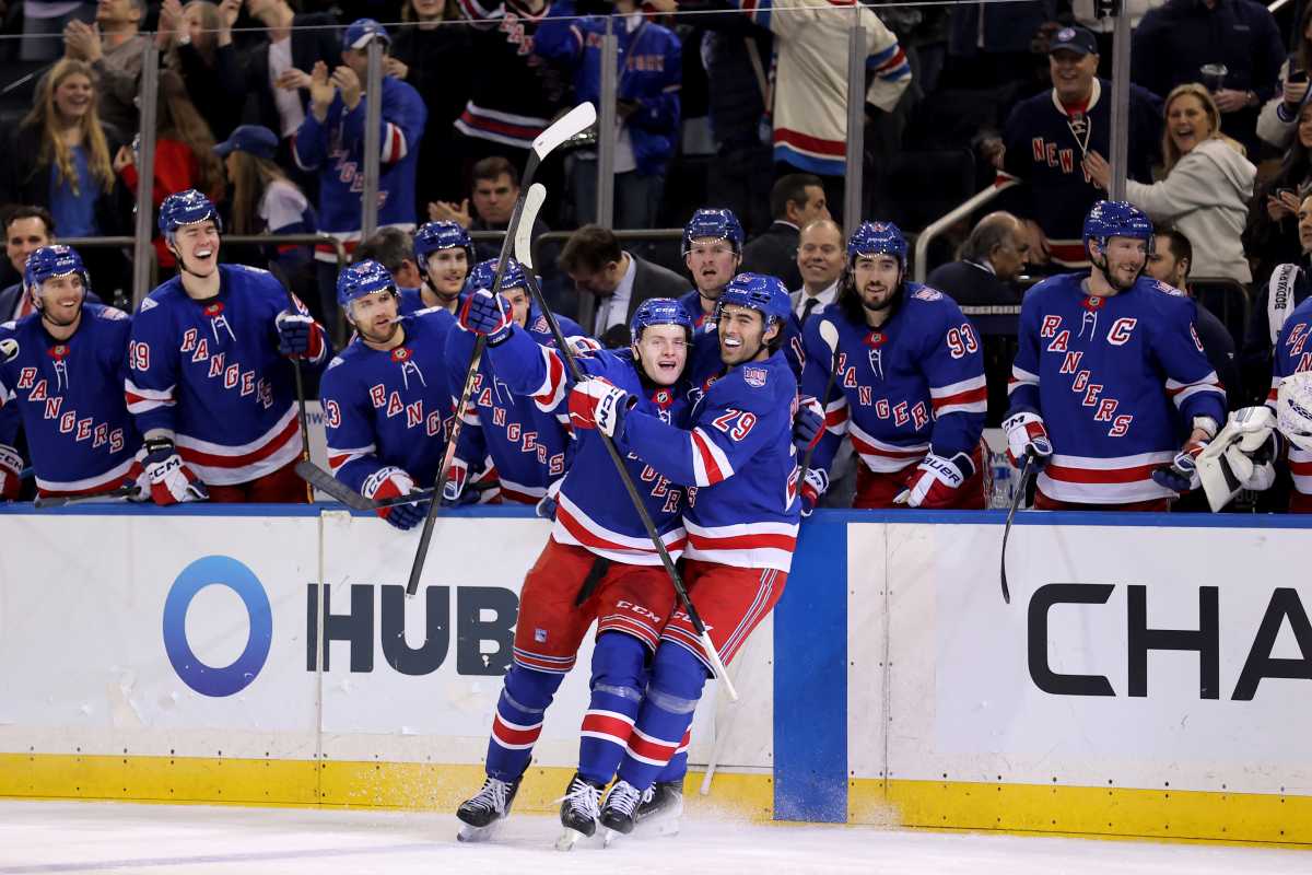 Adam Sykora shines as Rangers take down Panthers 3-1