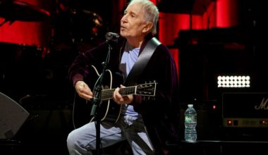Love Rocks NYC, With Paul Simon, Raises $6 Million for Charity