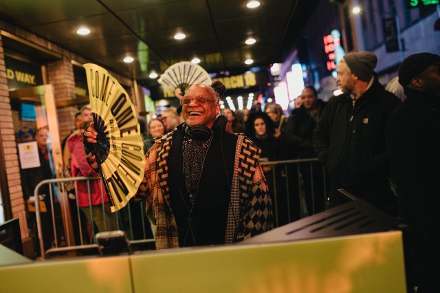 DJ Bill Coleman (© Andy Henderson)