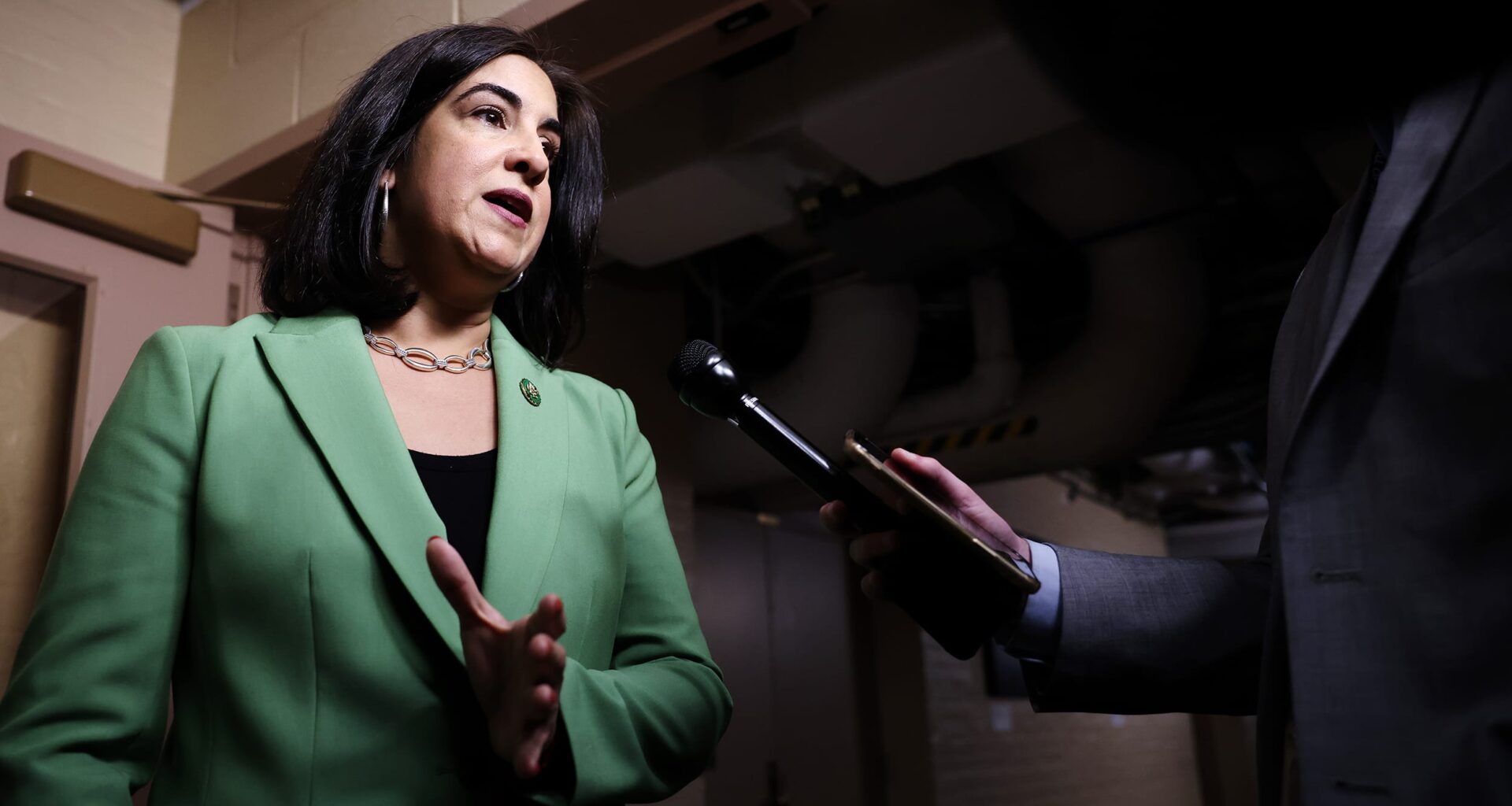 Supreme Court sides with Republicans on New York redistricting ahead of midterms