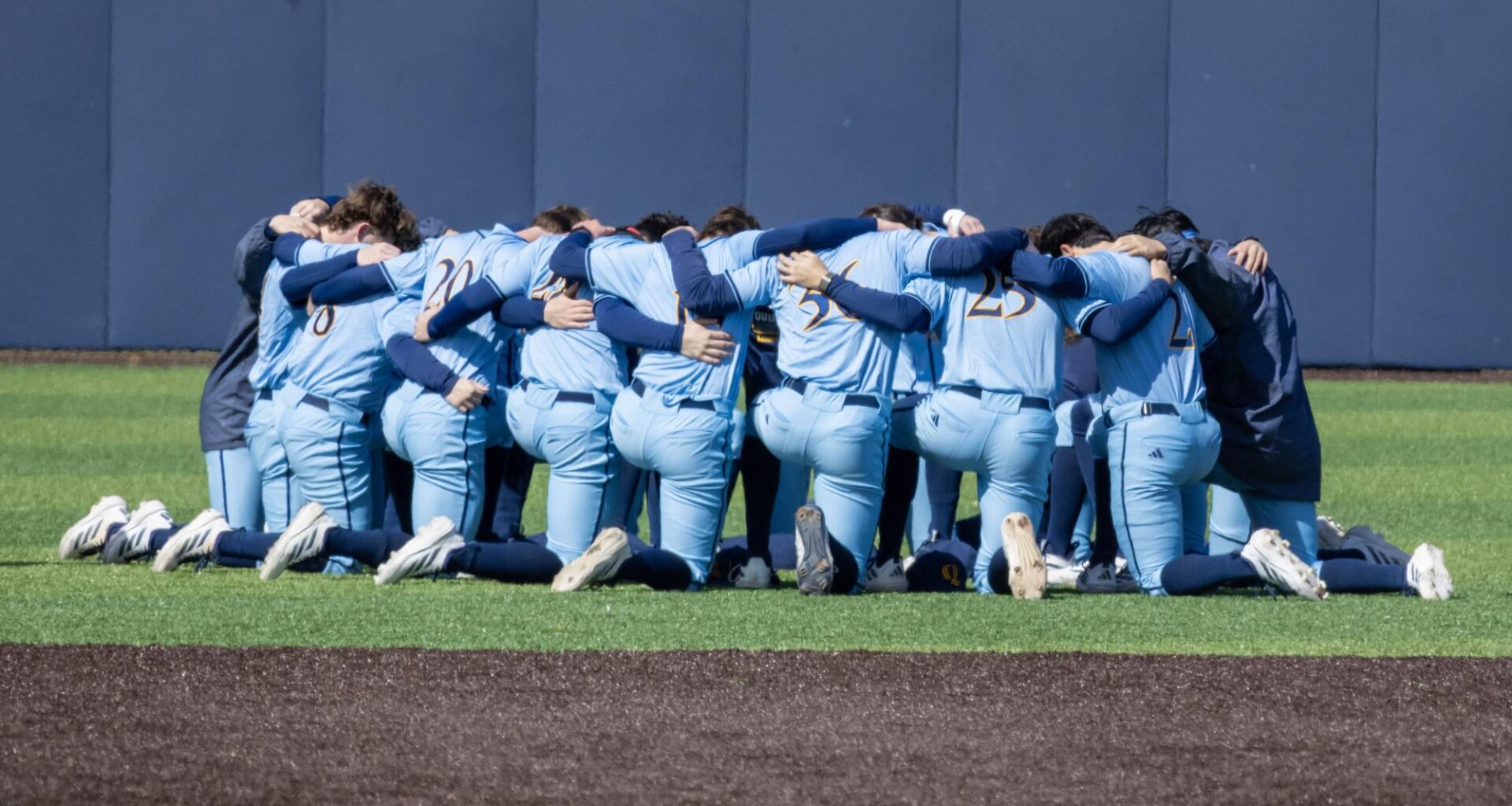 A stale Bobcats performance can’t even the series against Manhattan