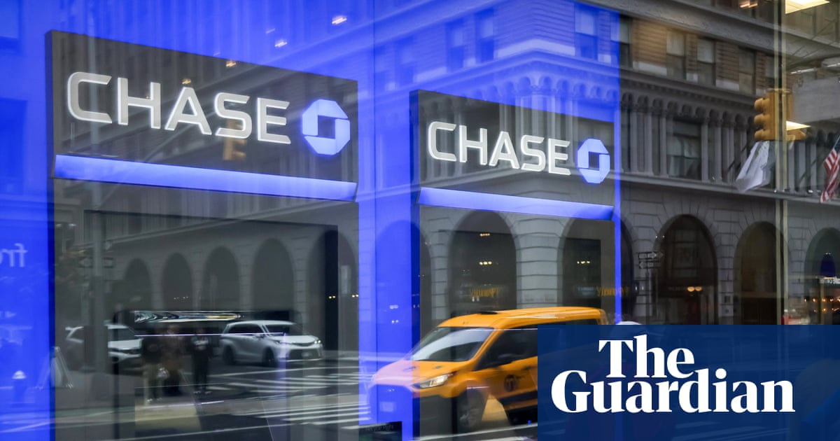 New York robber on the run after stealing just $605 from six banks across city | New York