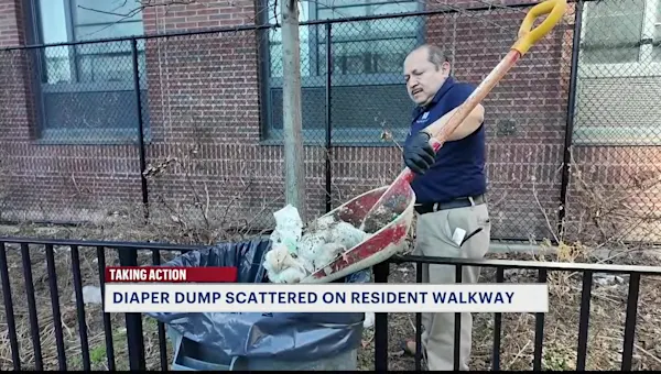 News 12 | Brooklyn | Greenpoint residents disgusted over dirty diapers scattered near walkway