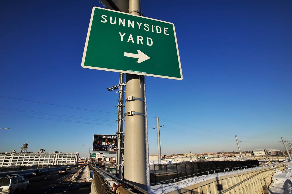 Critics doubt whether the city can get the financing, manpower or community approval for the Sunnyside Yard plan. Matthew McDermott