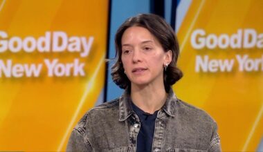 Watch: LGA plane crash survivor recaps flight