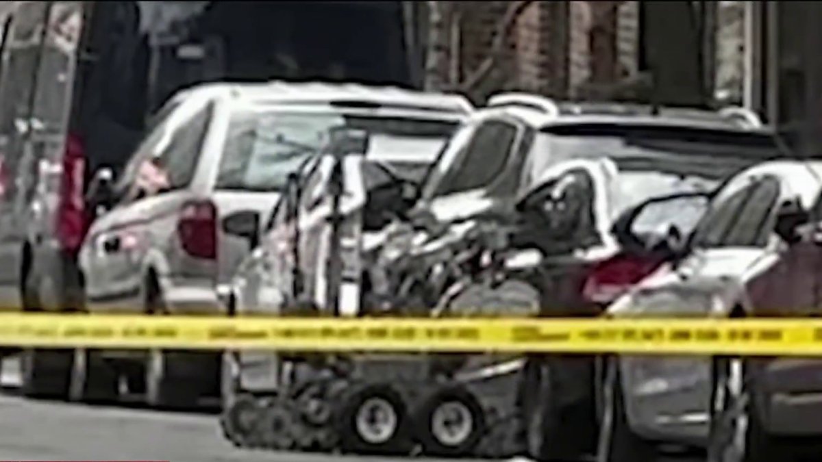 Gracie Mansion IED investigated for possible terror link as new device found – NBC New York