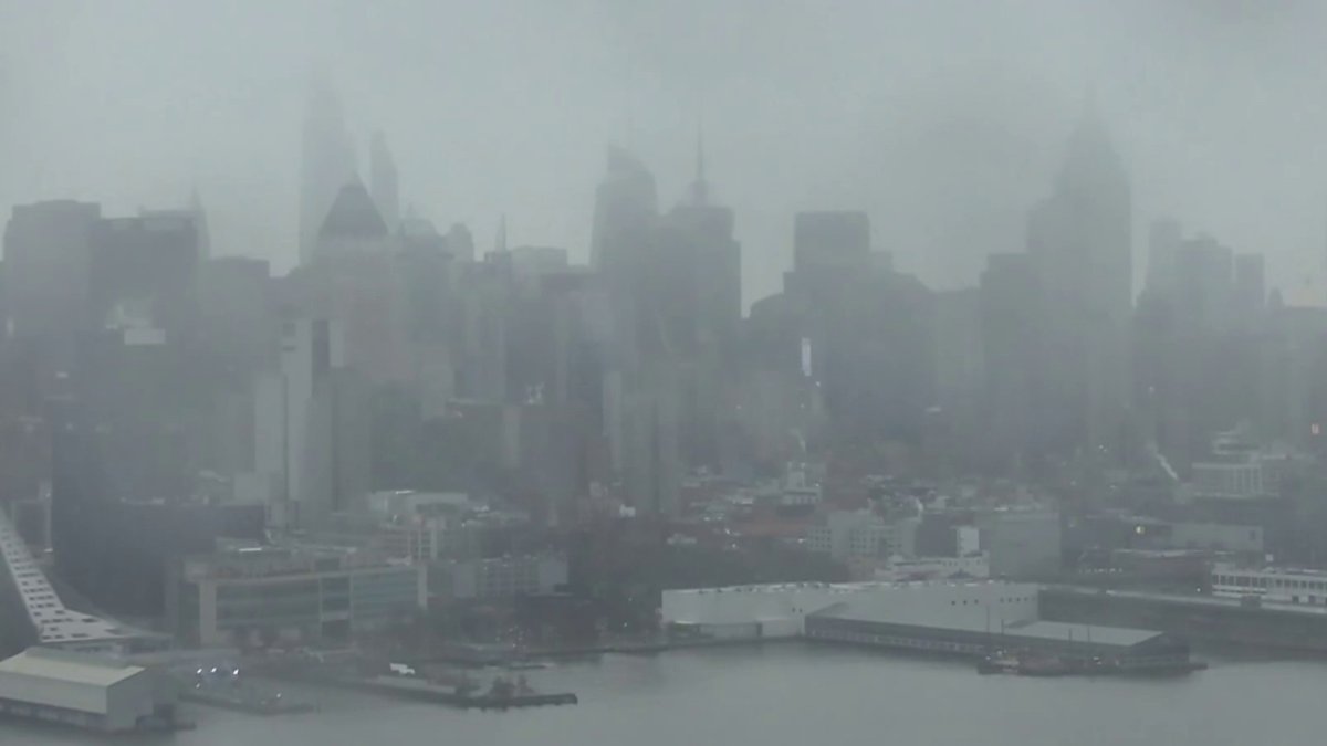 March weather whiplash hits NYC area, as temps go from record highs to 30s in days – NBC New York