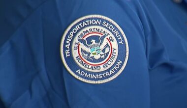 Local TSA workers getting helping hand from bodegas & markets – NBC New York