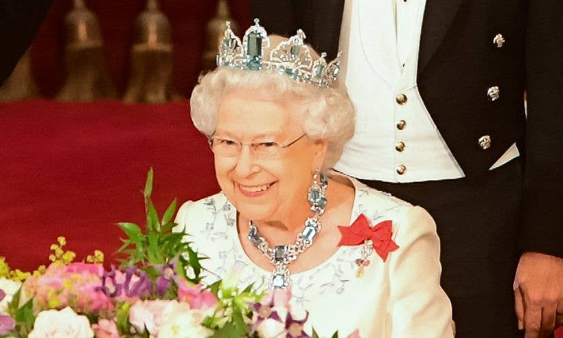 queen at state banquet